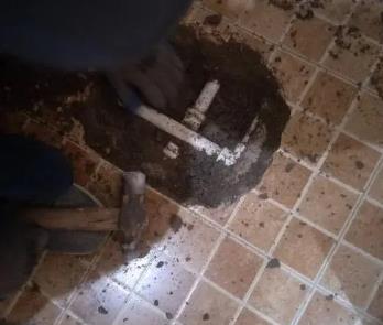 商水卫生间漏水维修公司为您分享下卫生间渗水如何处理及注意事项